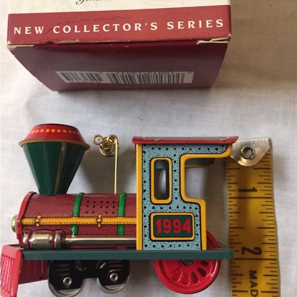 Hallmark central locomotive ornament 1994 - Picture 6 of 6